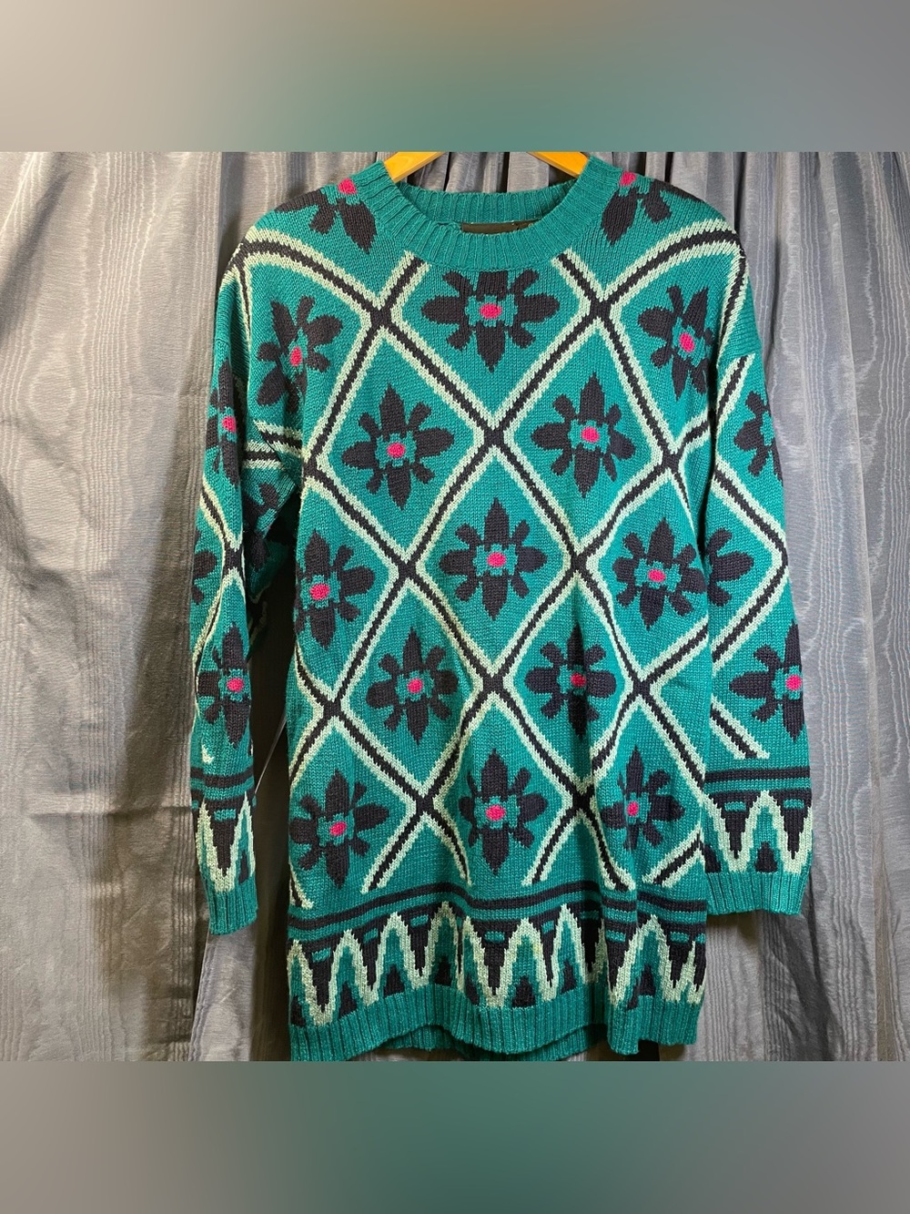 Vintage Paul Harris Knitted Acrylic Sweater Size L